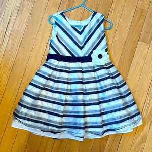 EUC toddler girl 4T Jona Michelle sleeveless formal dress